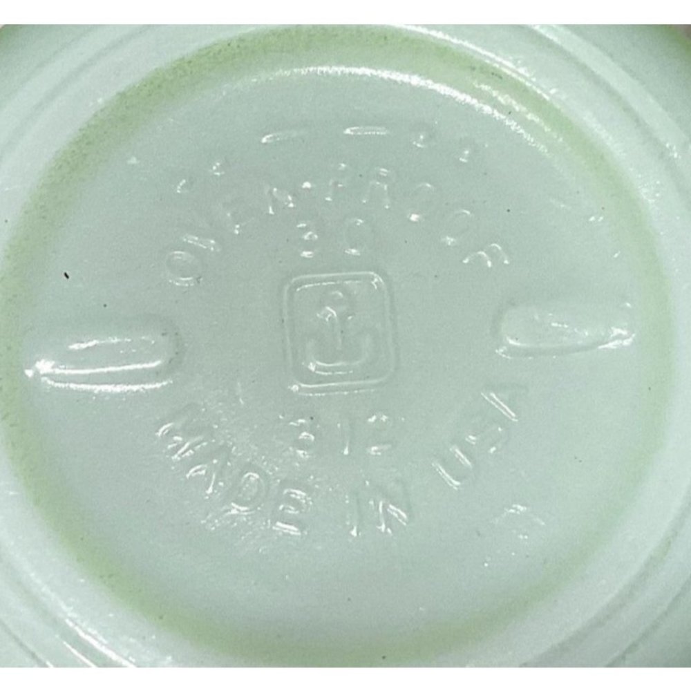 VTG ANCHOR HOCKING GREEN MILK GLASS USA MADE D HANDLE 3.5" TALL OVENPROOF - Picture 5 of 5